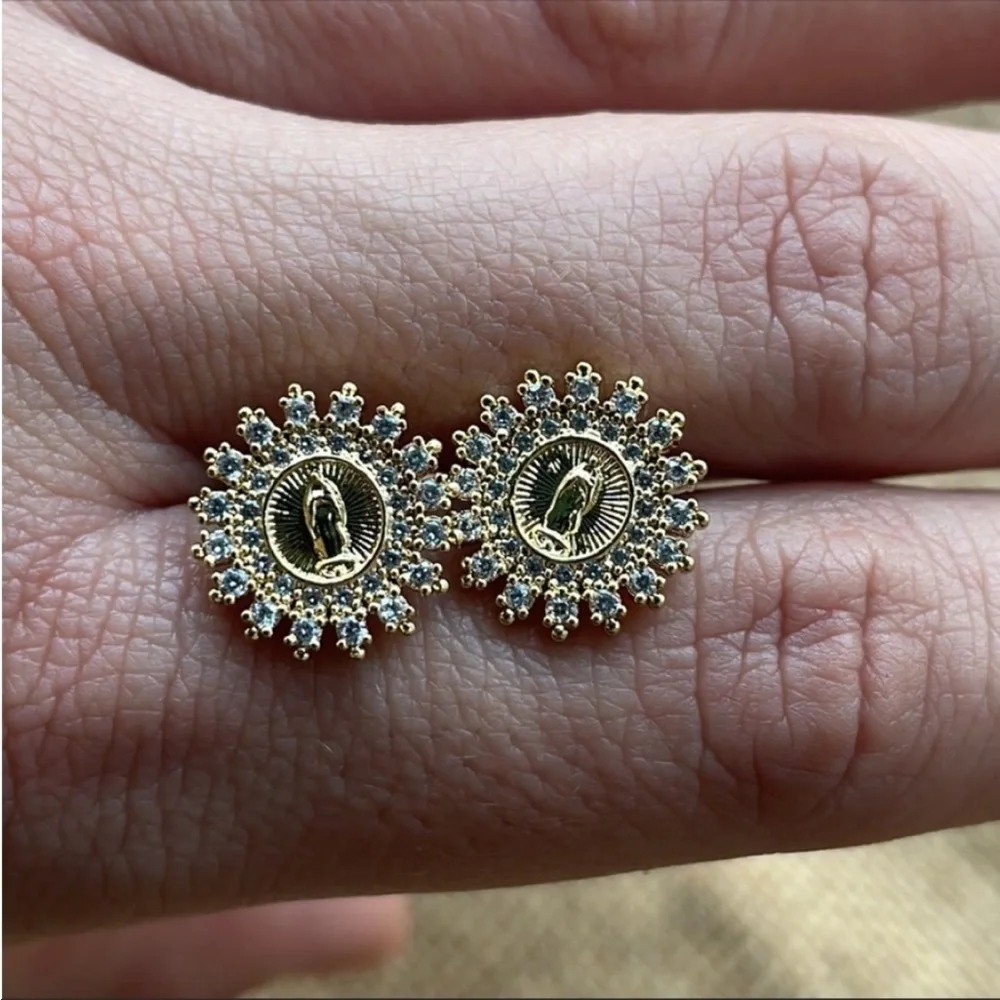 Gold plated virgin Mary CZ Earrings New Gorgeous catholic